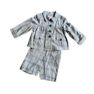 Girls two piece short set. Top/jacket is 6/6x. Bottoms 6 with adjustable waist.